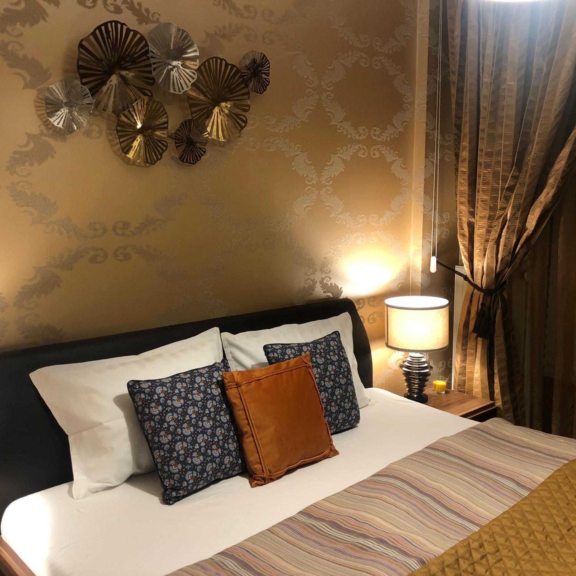 Family Retreat Politehnica Park Apartment บูคาเรสต์ ภายนอก รูปภาพ