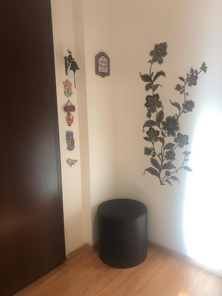 Family Retreat Politehnica Park Apartment บูคาเรสต์ ภายนอก รูปภาพ